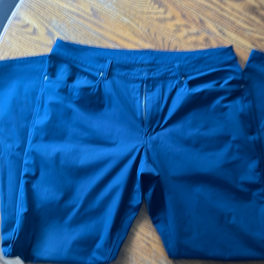 Lululemon abc pant 36